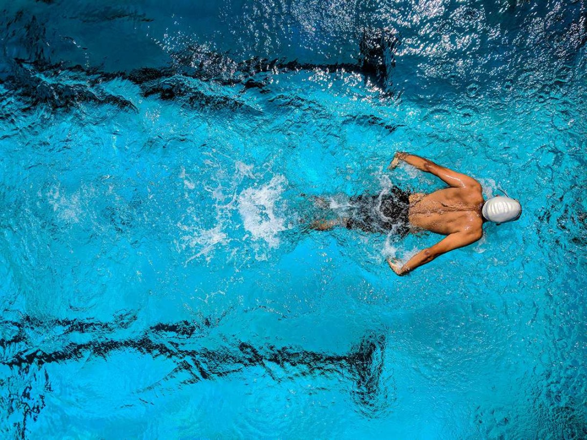  8 Different Swimming Styles You Must Master